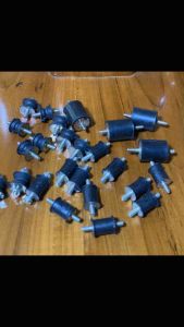 ยาง รองแท่นเครื่องพ่นยาตัวหน้าตัวหลังเป็นลูกยางอย่าดีใช้งานได้ทน 1 ตัว