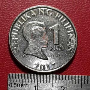 Koin Filipina Lawas Koleksi klasik 1 Piso Tahun 2017 BEKAS