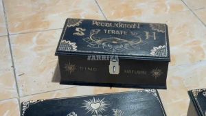 Kotak Mori PSHT Kayu Jati Ukir Bunga Terate: Tempat Penyimpanan Sabuk Mori Pencak Silat