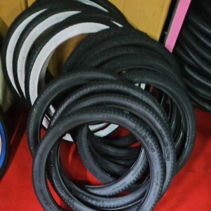 20X1.75 20X1.95 (406) LEO TIRE/TUBE 20X1.75/1.95 FOLDING BIKE TIRE BMX TIRE GOODQUALITY LOCAL TIRE FAST SHIPPING ACTUAL PHOTO 100%LEGIT