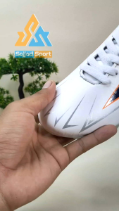Sepatu Bola SPECS Hyperspeed Remaja Olahraga