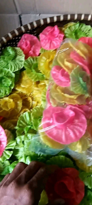 Kerupuk Dapros & Kerupuk Pelered: Mengenal Kerupuk Mentah Khas Indonesia