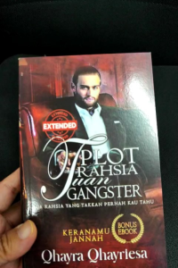 Plot Rahsia Tuan Gangster (Extended version) - Qhayra Qhayriesa (NEW OLD STOCK)