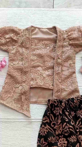 Kebaya Anak Bayi 6 Bulan: Setelan Kutubaru Coksu Encim Betawi Brukat Batik Free Bando