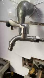 Vòi Nước INOX Cao Cấp Vòi Hồ Xả Nước Cực Mạnh Chất Liệu Inox 304 Cao Cấp Bền Bỉ Chống Hoen Gỉ  Đầu Vào Phi 21 Dễ Lắp Đặt(Dày đúc kỹ)
