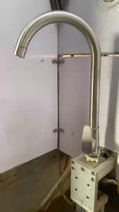 vòi rửa chén lạnh siêu bền Vòi rửa chậu chén lạnh thương 100% inox bóng cao cấp chống trầy chống bẩn sạch sẽ đẹp phù hợp chậu inox hoặc chậu đá