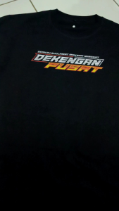 T-SHIRT KAOS DEKENGAN PUSAT ORA KENO DIDEBAT