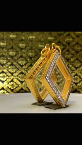 กรอบพระสำเร็จรูป งานเพชรจิวเวลรี่ทองอิตาลี ทรงข้าวหลามตัด (หน้ากระจก 3.0 x 4.0 cm.) รหัส 941