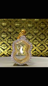 กรอบพระสำเร็จรูป งานจิวเวลรี่ทองอิตาลี ทรงเสมาพิมพ์เล็ก (ขนาดหน้ากระจก 2.2x3.2 cm.) รหัส 822