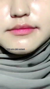 SR12 Lip Care Pelembab Bibir Kering Dan pencerah Bibir Hitam Bpom