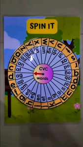 CVC WORDGAMES TURNTABLE SPINNING WHEEL - Educational toy - Interactive learning tool - Alphabetical letters - Phonics practice - Childrens game