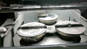 ใบตัดหญ้า ใบเลื่อยวงเดือน ใบตัดหญ้า 10 นิ้ว คมมาก แข็งแรงทนทาน ขายจากโรงงาน