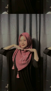 SEGIEMPAT PARIS TASSEL PITA CRISTAL / HIJAB SEGI4 PITA CRISTAL