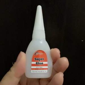 กาวร้อน Super Glue ขนาด 20 กรัม