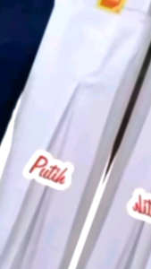 Desain Rok Seragam Sekolah: Rempel 1 Belahan Tengah