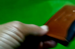 Gantungan kunci kulit asli Lipat 2 / Gantungan kunci karakter nama nama-nama mobil