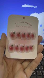 เล็บเจลสำเร็จรูป เล็บปลอมพร้อมติด ทรงอัลม่อน