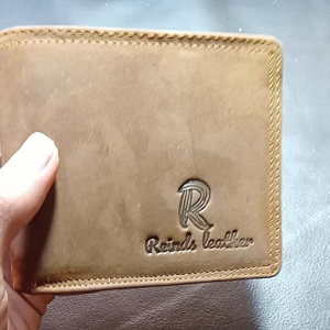 Dompet Kulit Pilihan Terbaik: Dompet Pria Kulit Sapi