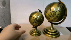 Globe Metal Display Model - Vintage Design Souvenirs