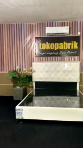 Divan Laci Modern Minimalis Dipan Tempat Tidur 180x200