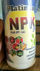 NPK platinum plus zpt.pupuk organik cair untuk menambah bobotdan penyubur semua tanaman dan memperkuat Batang Dan akar agar tanaman tidak mudah roboh