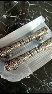 Handle Pintu Gada Antik Kuningan dengan Ukiran Menambah Kemewahan Rumah Anda