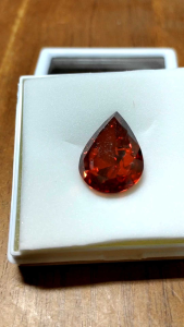 เครื่องประดับ พลอยเทียม สีแดง พร้อมกล่อง