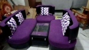 Sofa Yasmin 221: Desain Modern & Elegan