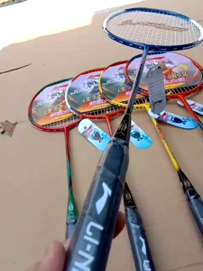 Raket Bulutangkis Lining Bonus Grip: Panduan Untuk Pemula & Profesional