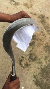 Arit rumput kualitas super tajam