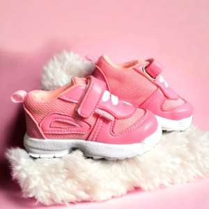 Sepatu Anak Perempuan Sneakers: Pilihan Terbaik untuk Usia 1-3 Tahun