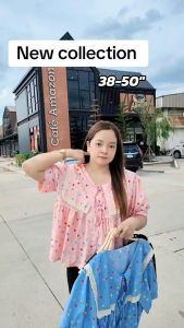 BN500.เสื้อสาวอวบปกใหญ่ แต่งโบว์2ชั้น ผ้าลายจุดสี อก 52"