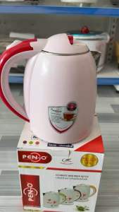 Ấm điện PEN-O màu hồng tay cầm đỏ thiết kế hiện đại.