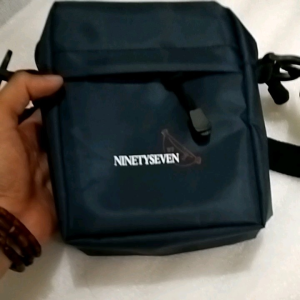 tas kotak priatas bahutas slempang cowok