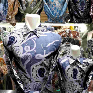 Batik Couple Ayah dan Anak Katun Solo Premium Biru Denim