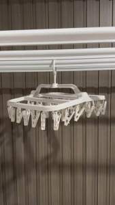 32 ตัวหนีบ พวงตากผ้า สีขาว คุณภาพดี หุ้นผ้า ที่นอน