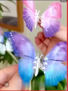 Jepit Rambut anak perempuan Model Kupu-Kupu bergerak goyang Besar / Jepitan Kupu-Kupu Besar Sayap Bisa Bergerak Goyang Gaya Korea Warna Gradasi Aksesoris Jepitan Hair Clip / Jepitan Rambut Kupu-Kupu Bisa Bergerak Gaya Korea