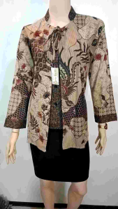 Blouse Batik Motif Burung Moca Krem Bunga Merah Arta Batik Super
