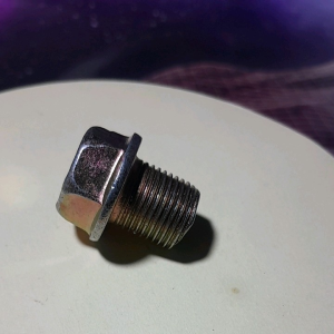 BAUT TAP PEMBUANGAN OLI MESIN SUZUKI RC TORNADO DRAT HALUS