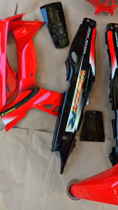 Cover Body Fullset Halus Yamaha Vega R Lama Warna Merah Hitam