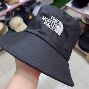 หมวกเดินป่า ใส่ขึ้นเขา ใส่กลางแจ้ง ใส่กันลม ใส่กันแดด ใส่ได้ทุกวัน หมวกมีสายคล้องคอกันปิว