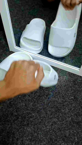 Sendal Selop Pria Dewasa Smile EVA Putih & Hitam POLOS/Sendal Rumah Laki Laki