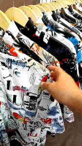 KEMEJA MOTIF PANTAI BUNGA LENGAN PENDEKHEM SURFING PRIA DAN WANITA ATASAN COWOK DISTRO