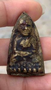 หลวงปู่ทวด หลังเตารีด ลงรัก ส่งตามภาพ พ่อทวด พระเครื่อง