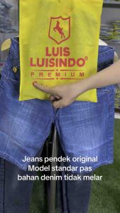 JEANS PENDEK PRIA//JEANS PENDEK FASHION//JEANS PENDEK DISTRO//JEANS PENDEK PRIA