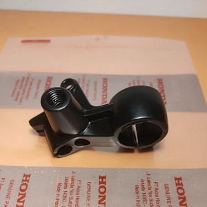 DUDUKAN HANDLE REM /DUDUKAN SPION KANAN HONDA SUPRA LAMA /SUPRA FIT LAMA /SUPRA FIT TROMOL