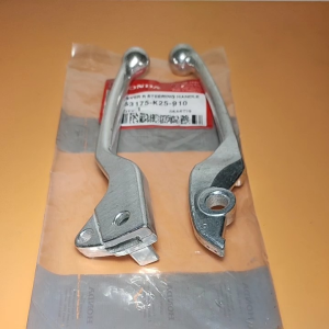 HANDLE SATU SET SILVER BEAT F1 BEAT ESP BEAT POP VARIO 125 LED OLD VARIO 150 LED OLD (CBS)