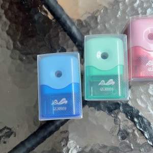 Rautan Pensil Putar Simple QLM-869