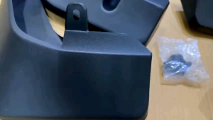 Mud Guard Yaris Cross GR Sport / NON 2023 2024 2025 Up Karpet Lumpur Mudguard Hitam