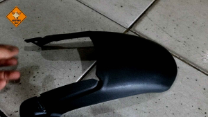 sambungan spakbor depan vario 160 bahan plastic injection merek ksr
